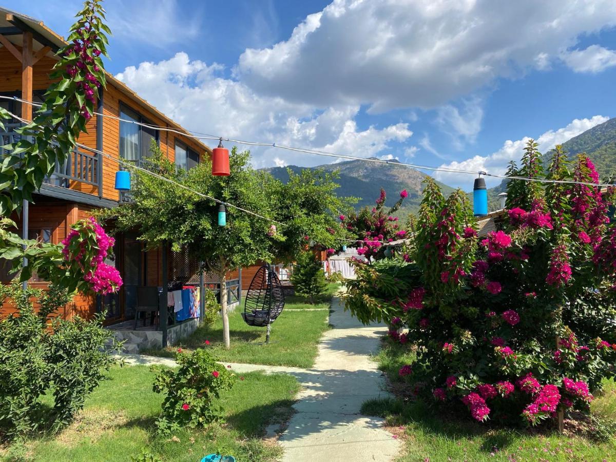 Karaoez Ada Bungalows & Villa Karaoz Exterior foto