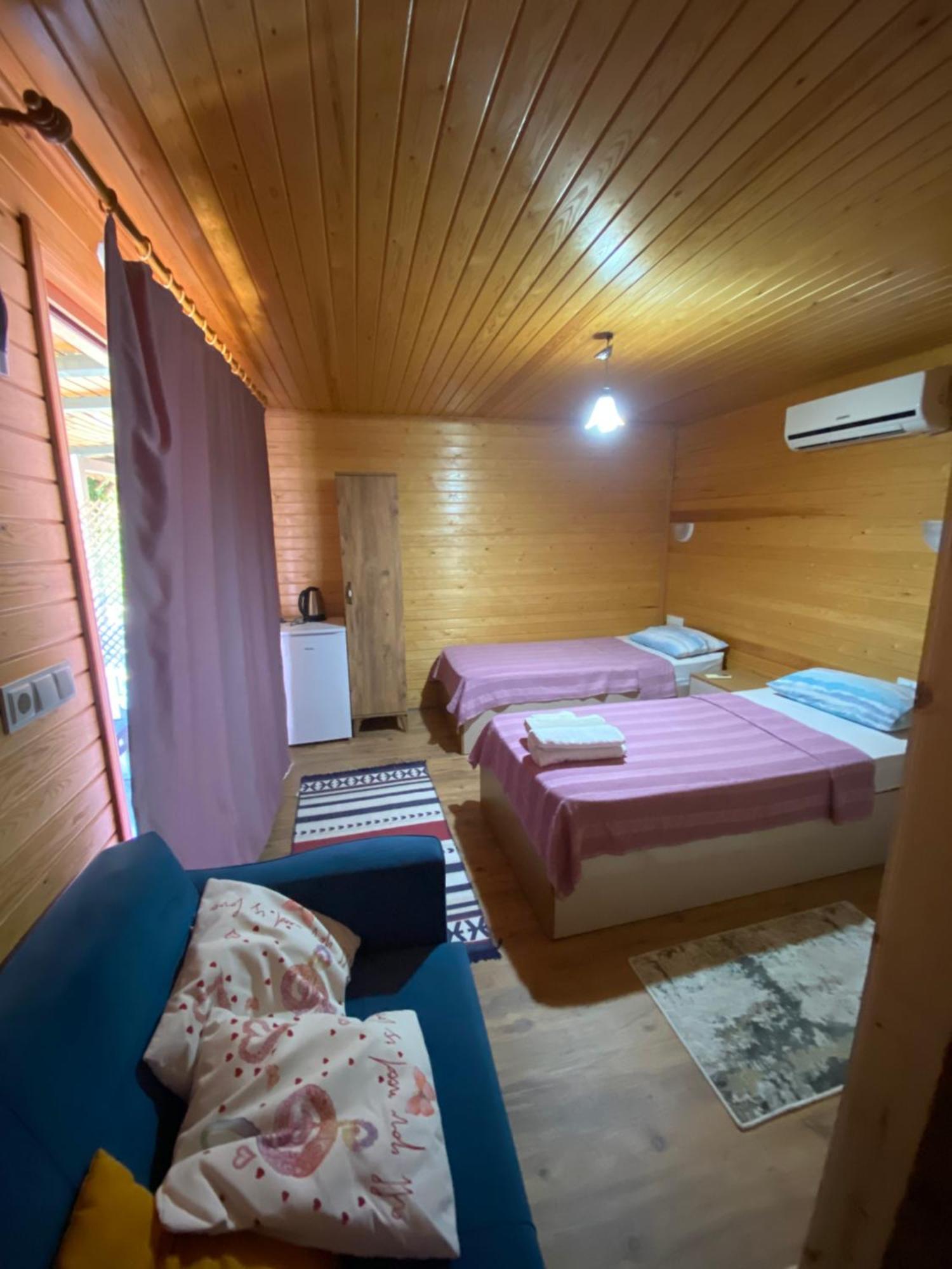 Karaoez Ada Bungalows & Villa Karaoz Quarto foto